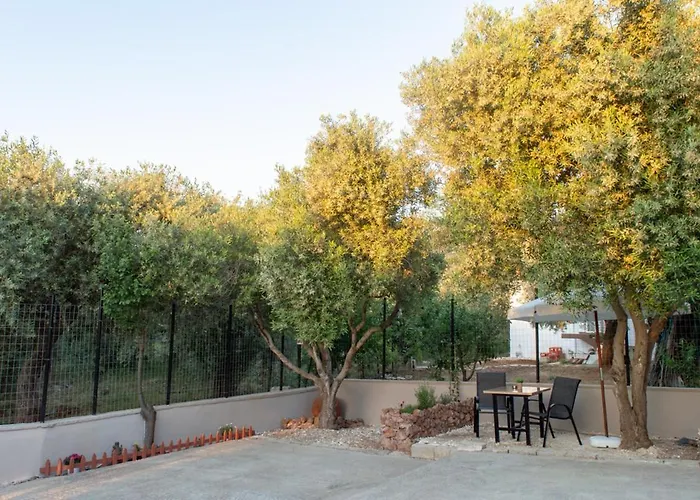 Garden View Apartment
